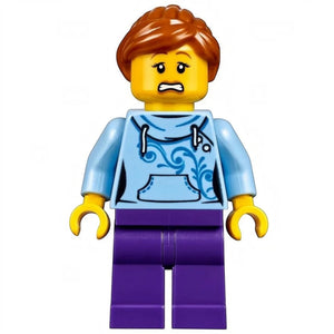 LEGO® 10261 Creator Expert Roller Coaster alternate image 13