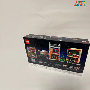LEGO building set packaging on a white background