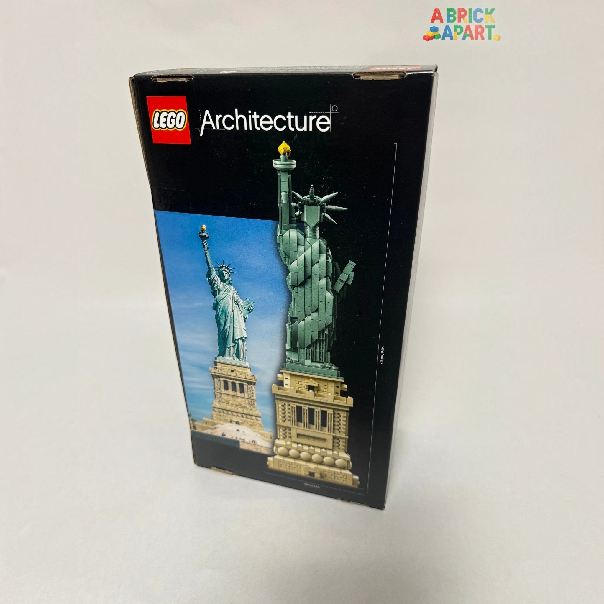 LEGO Architecture set packaging featuring the Statue of Liberty on a white background