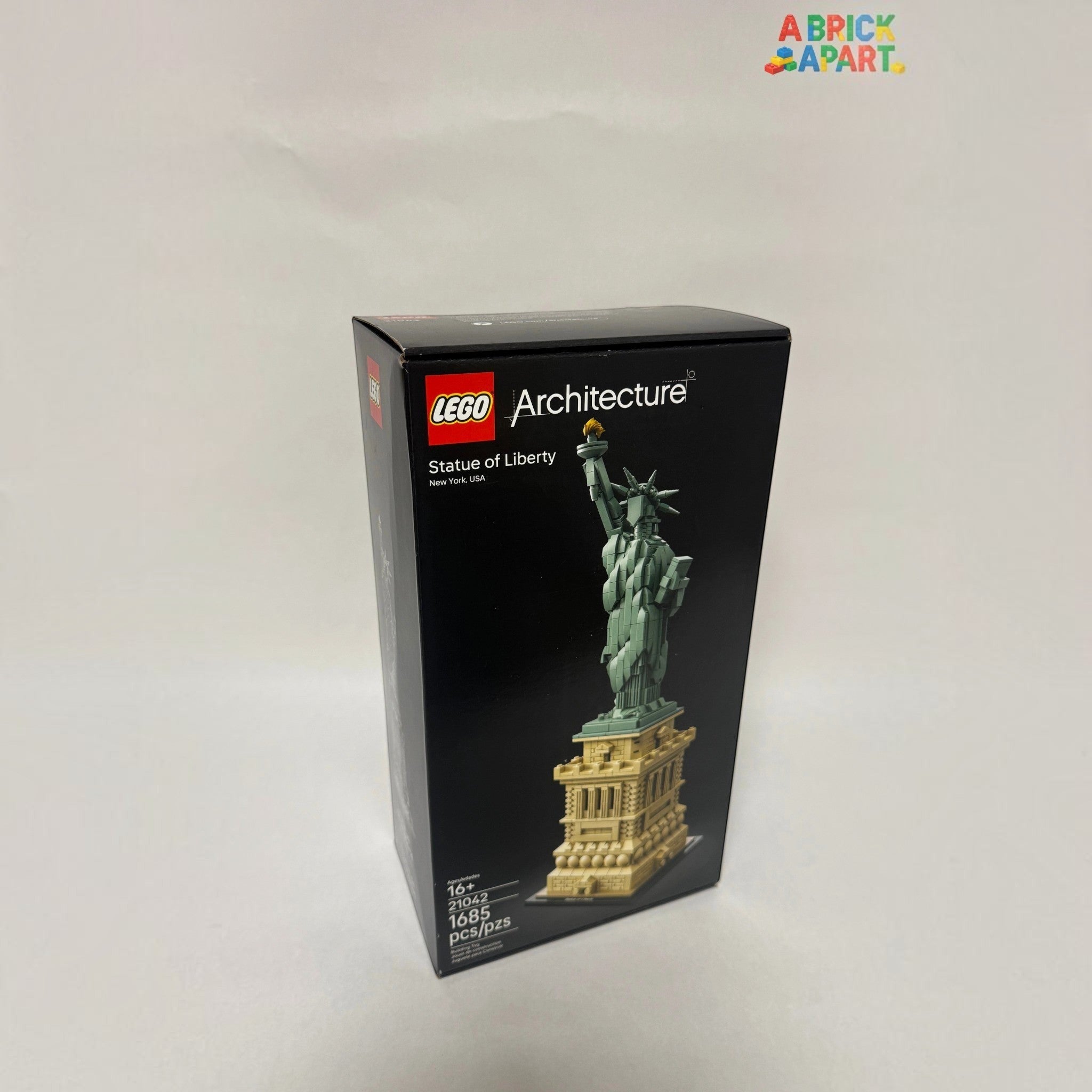 LEGO Architecture Statue of Liberty set packaging on a white background