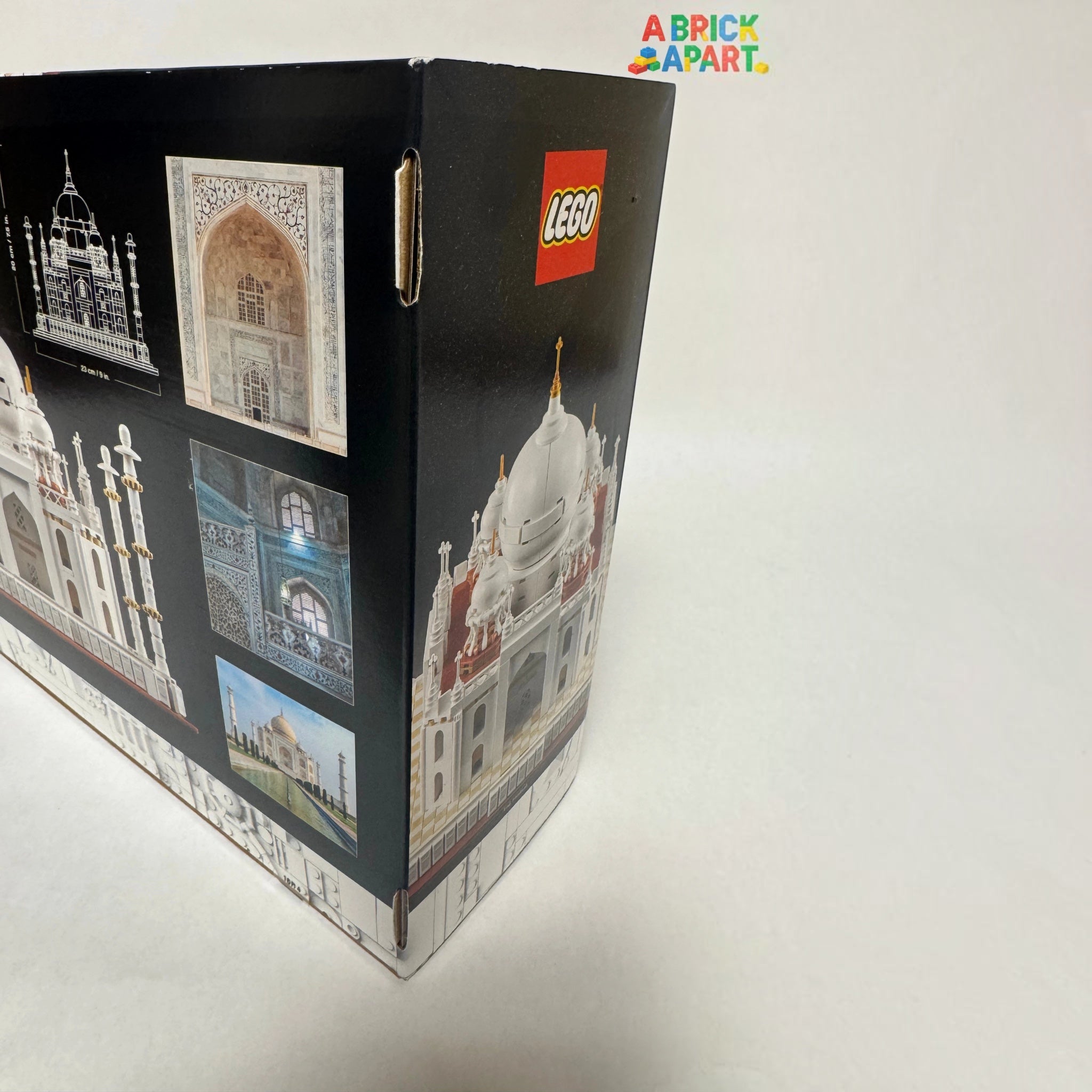 LEGO box with images of a architectural model and LEGO logo.