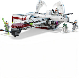 LEGO Star Wars model of a snowspeeder with characters on a white background