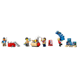[minifig] A Brick Apart LEGO City Delivery Truck minifigures including a driver, worker, and hot-dog stand vendor with accessories