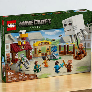 [lifestyle-shelf-box] A Brick Apart LEGO Minecraft The Ghast Balloon Village Attack set box featuring minifigures and a buildable ghast.