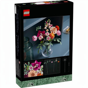 A Brick Apart LEGO Botanicals Pretty Pink Flower Bouquet box showing a finished floral arrangement in a glass vase.